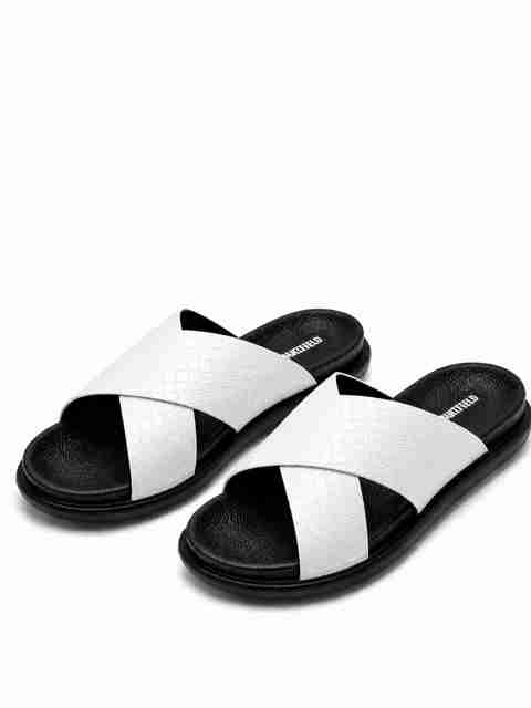 Wakefield Men Slides (White , 9) - Image 3