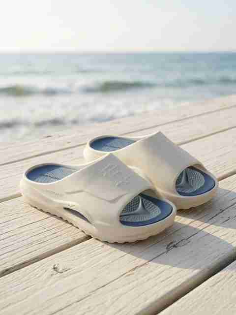 RED TAPE Men Slides (Grey , 6) - Image 5
