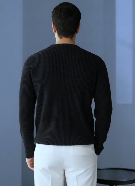 Flipkart SmartBuy Men Solid Henley Neck Cotton Blend Black T-Shirt - Image 6