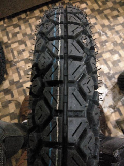 CEAT 90/100-10 Milaze Tubeless Tyre - Image 4