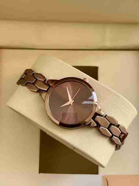Bifrost Women's Analog Stainless Steel Strap Watch - Image 5