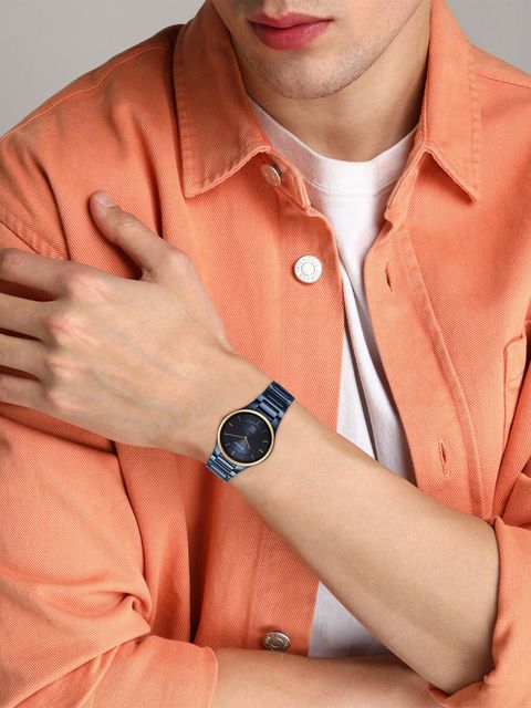 Titan Analog Watch for Men NT1696KC05 - Image 4