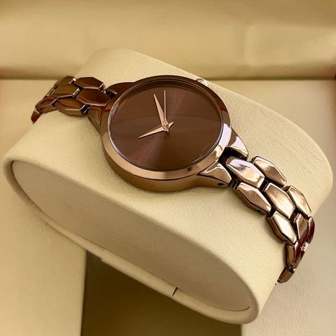 Bifrost Women's Analog Stainless Steel Strap Watch - Image 7