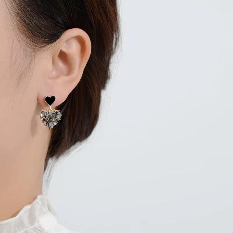 Tiso Latest Premium Black Crystal Heart Drop Gold Korean Earrings Women Girls Crystal, Cubic Zirconia, Pearl Alloy, Brass, Stone Drops & Danglers, Earring Set, Hoop Earring, Rhinestone Studs, Stud Earring - Image 3