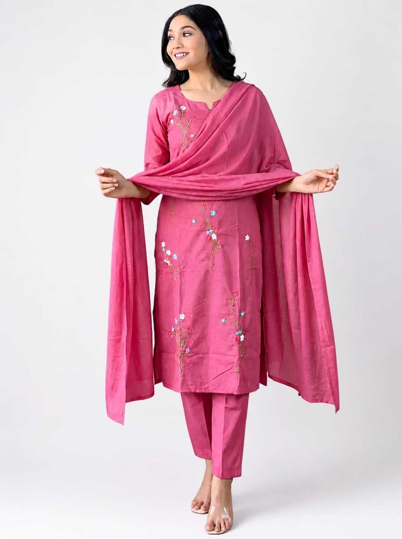 HARKHANI FASHION 1660 GAJARI Embroidered Kurta Set - Image 2