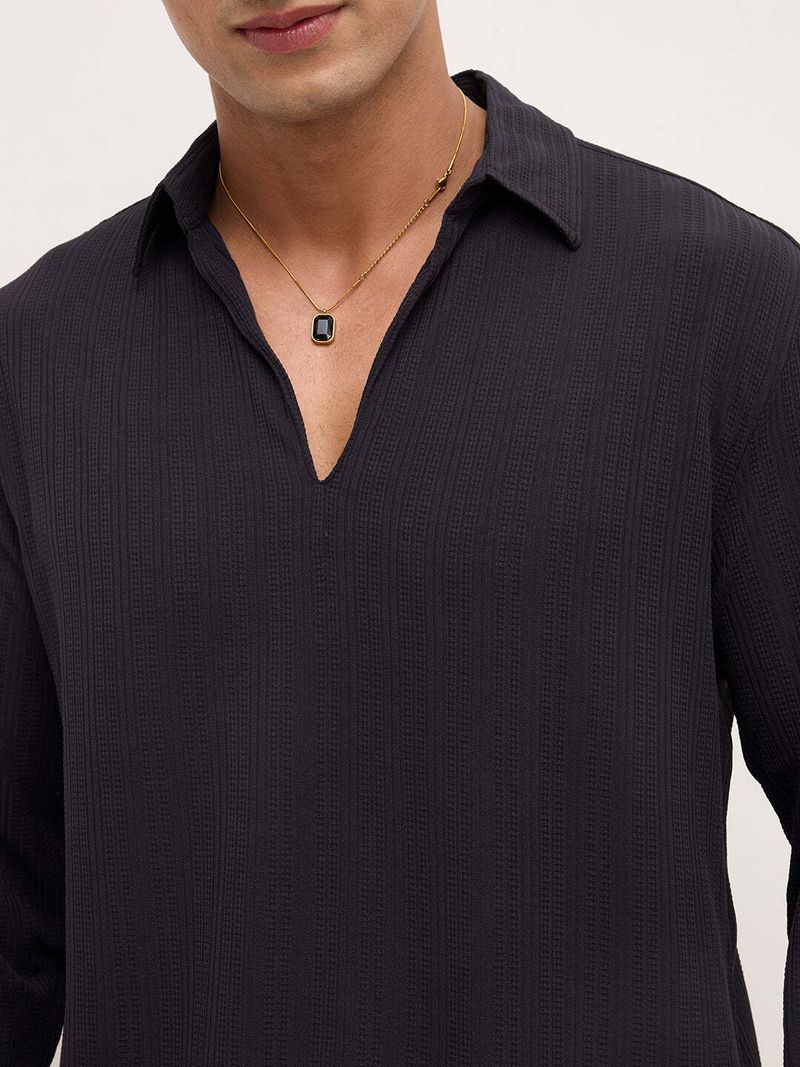 VASTRADO Men Oversized Fit Solid Cut Away Collar Casual Shirt - Image 5