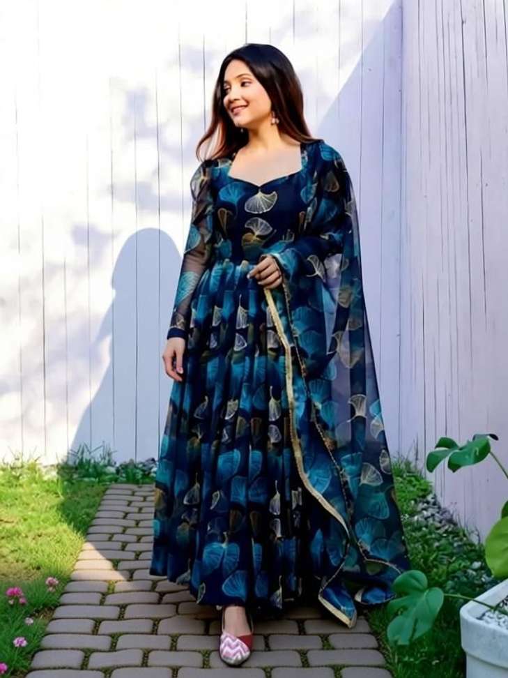 Shopsy SHISHKALA Women Kurta and Dupatta Set - Image 2