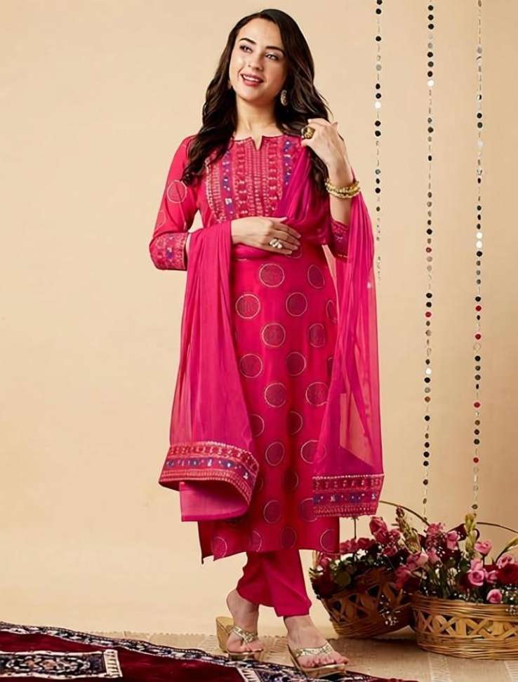 Shri Shyam Fashion Women Kurta, Pyjama & Dupatta Set Price in India - Buy Shri Shyam Fashion Women Kurta, Pyjama & Dupatta Set online at Shopsy.in - Image 2