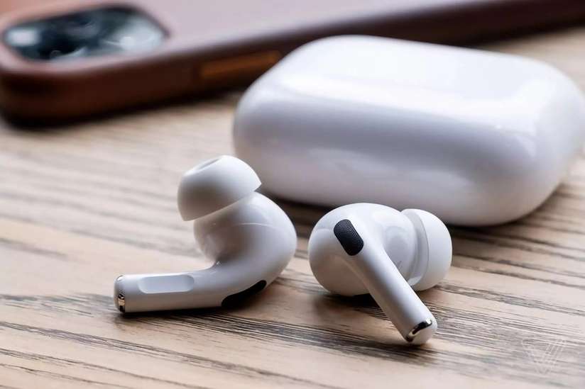 Shopsy Vdtech White Airphones TWS Earbuds with Touch Controls - Image 6