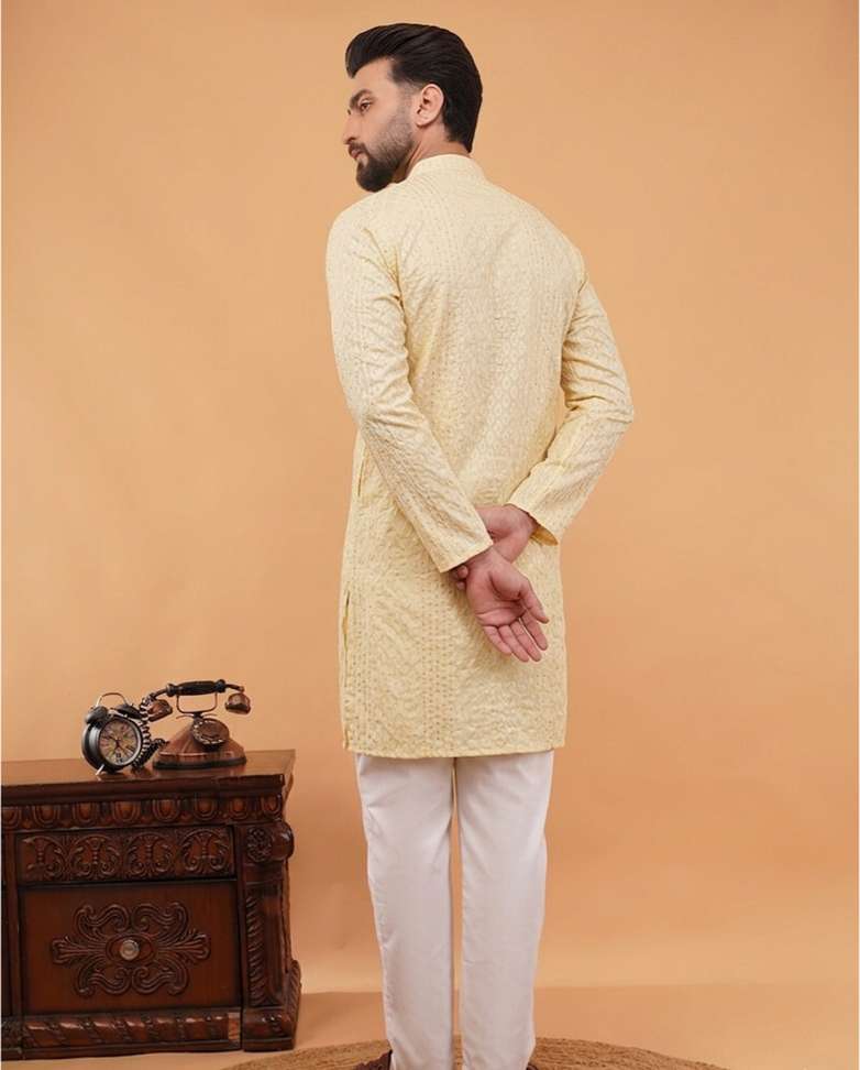 Shopsy CHIRASVI Men Geometric Print Kurta - Image 5
