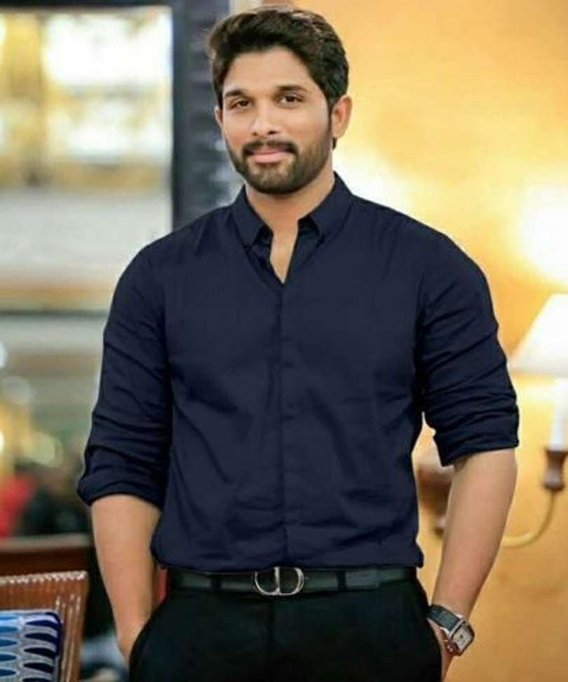 Men Solid Formal Dark Blue Shirt