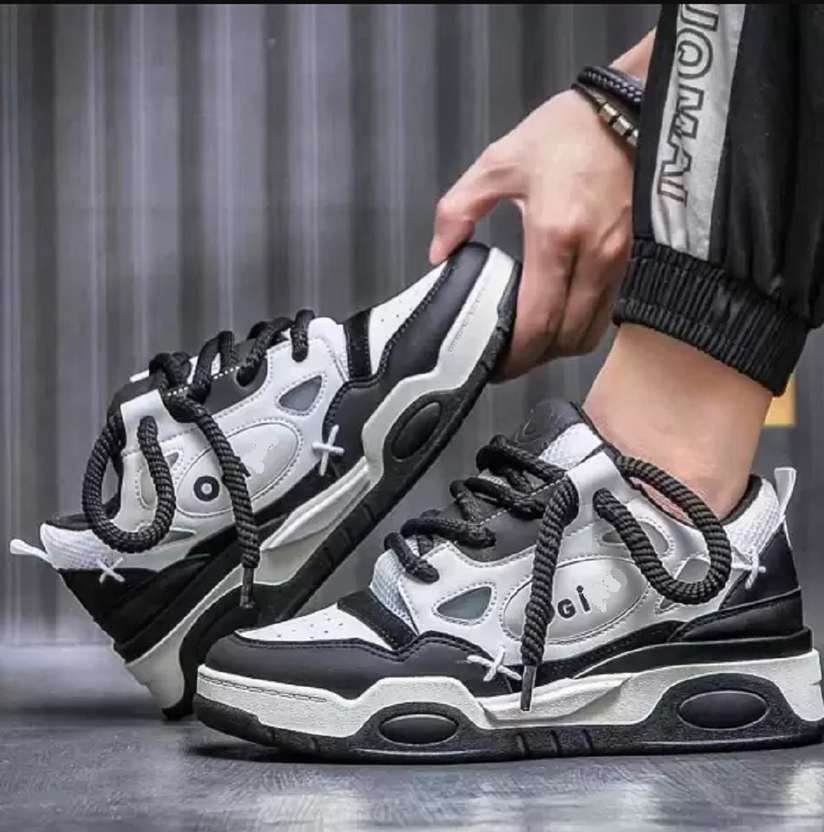 Flipkart Sneakers Premium High Quality NEW RETRO SHOES HIGH