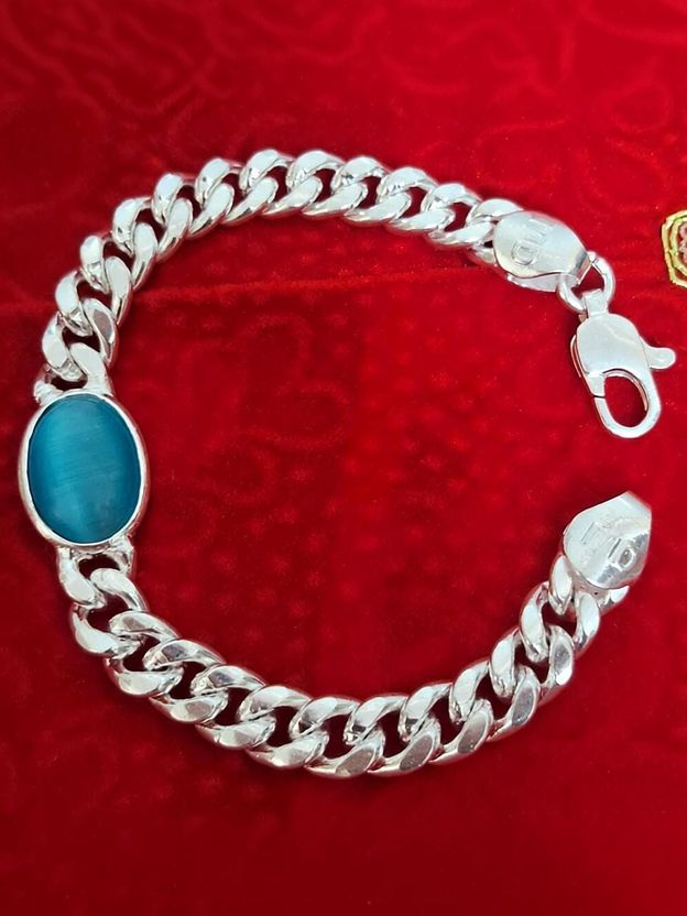 THE COMPLETE COLLECTIONS Alloy Silver Bracelet - Image 1