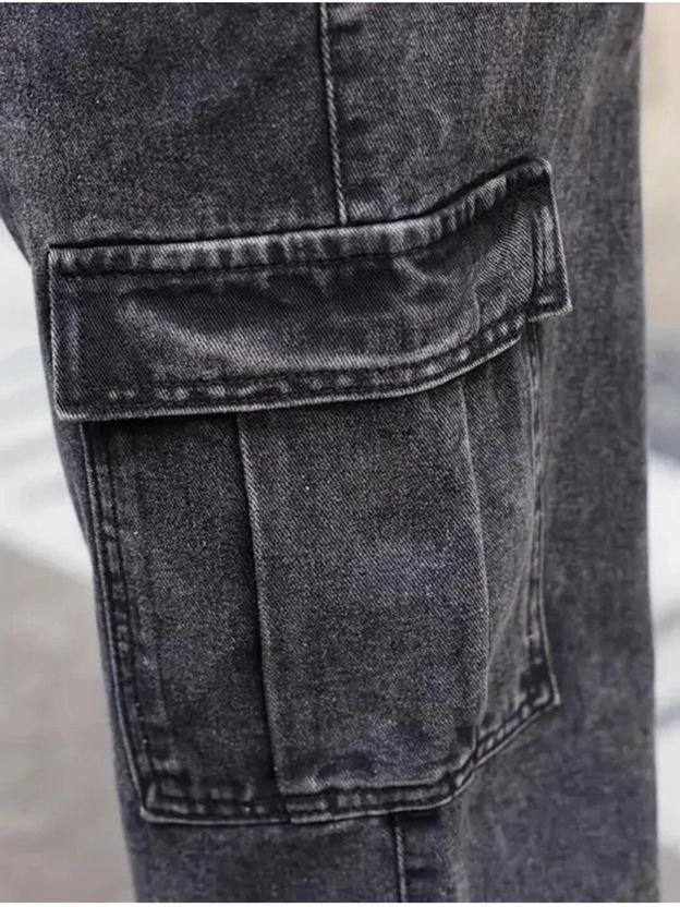 Playfeel Men Cargos - Image 4