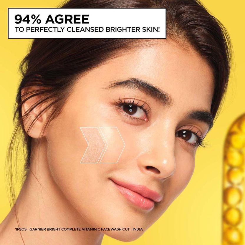 GARNIER Bright Complete Vitamin C Cleanser - Image 3