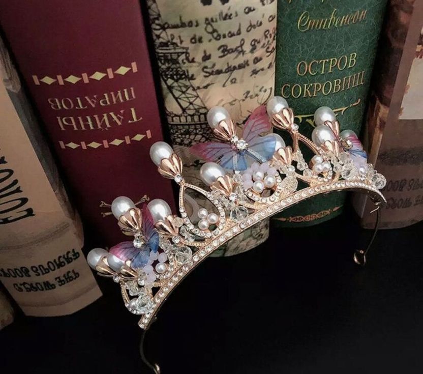 Emergity Crystal Tiara Crown, Pearl Crown for Princess Costumes Hair Band - Image 3