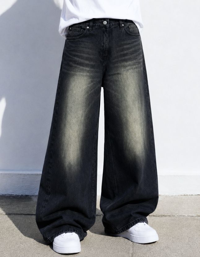 M Q Denim Men Loose Fit Mid Rise Black Jeans - Image 9