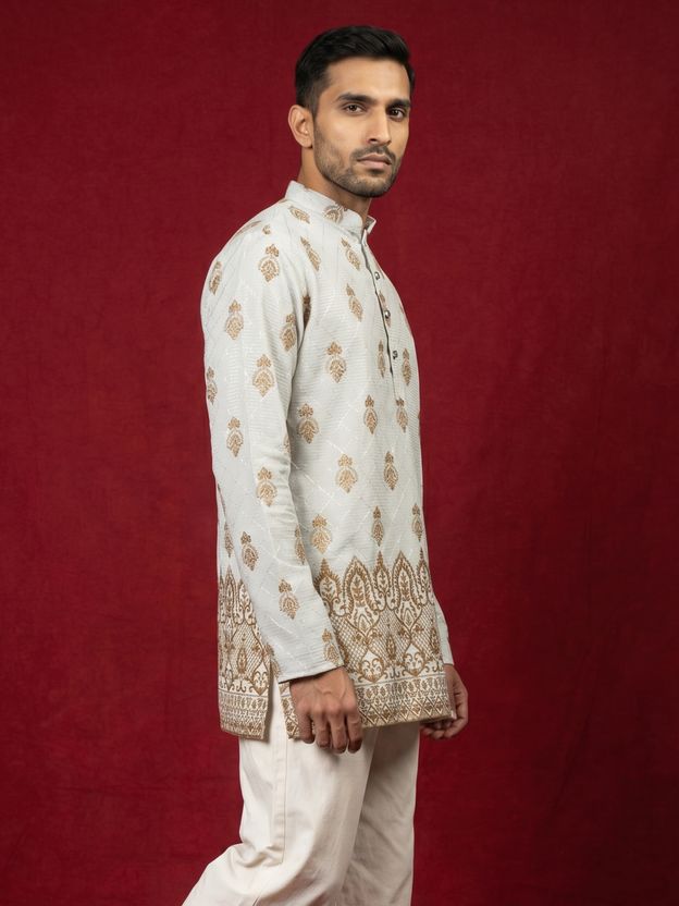 Jompers Men Embroidered Straight Kurta - Image 3