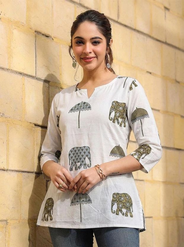 Surhi Women Printed Straight Kurta - Image 5