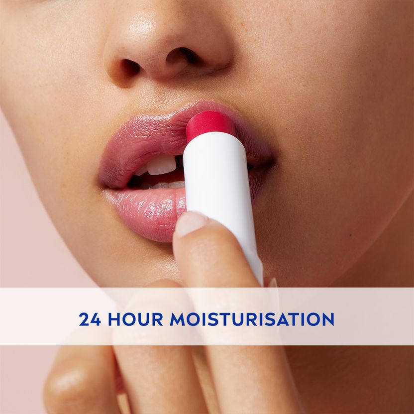 NIVEA Shine Caring Lip Balm Cherry 4.8g - Image 5