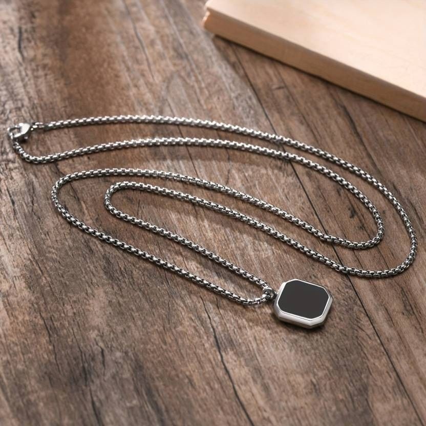 RSVP Black Onyx Octagon Pendant - Image 4