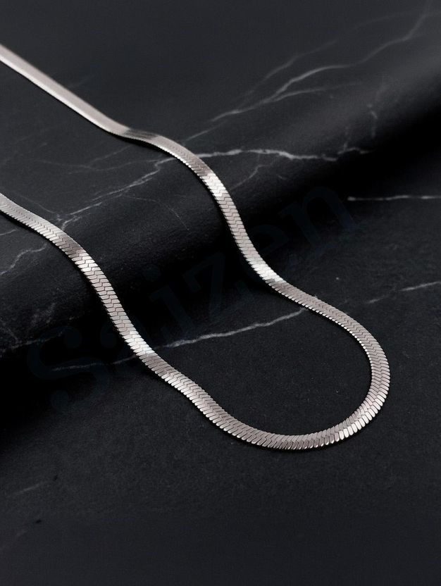 SAIIZEN Silver Snake Chain - Image 1