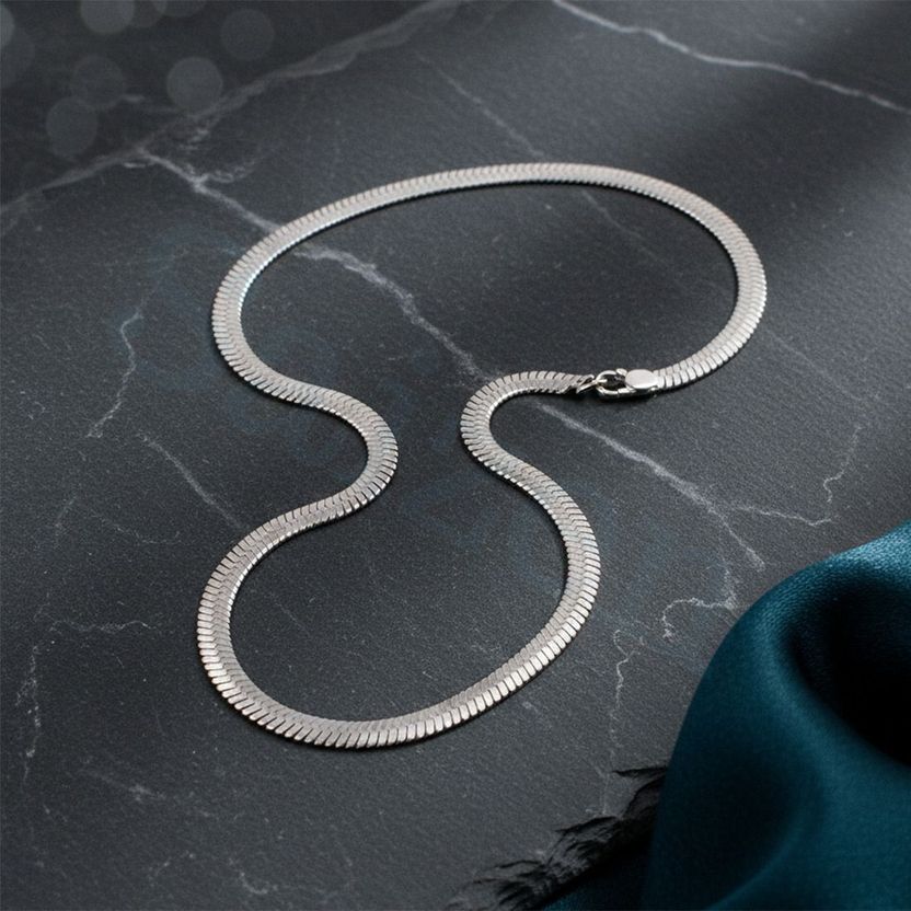 SAIIZEN Silver Snake Chain - Image 4