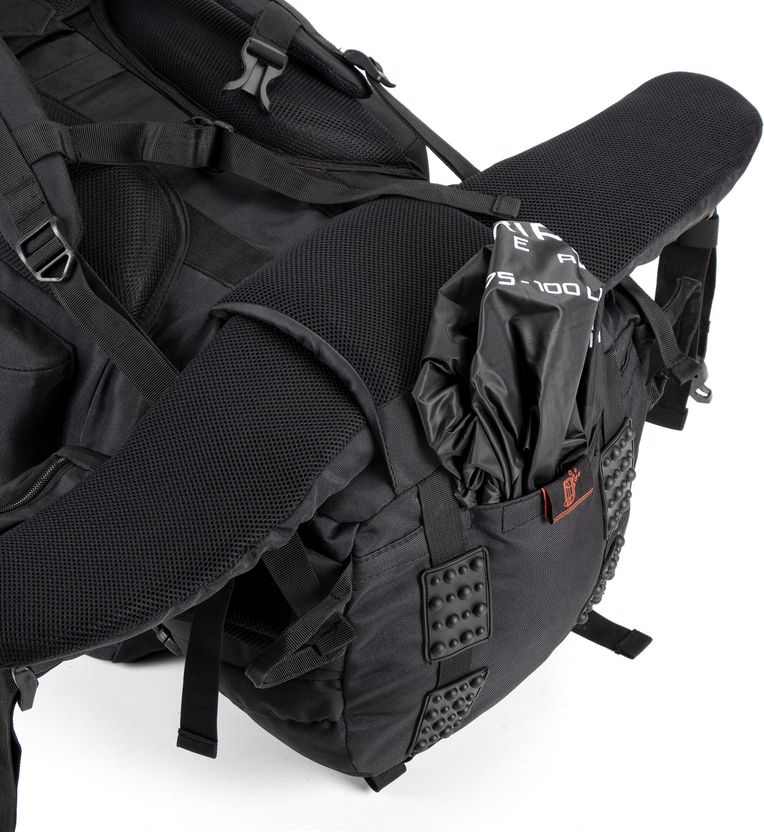 Tripole Colonel 95L Black Rucksack with Detachable Day Pack - Image 6