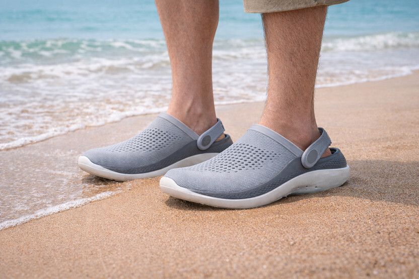 Happy Feet Men Clogs - Image 4