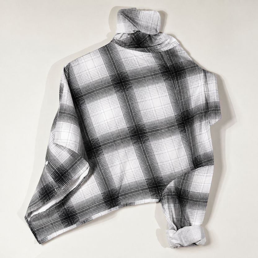 N AND J Men Checkered Casual Black, White Shirt - Image 2