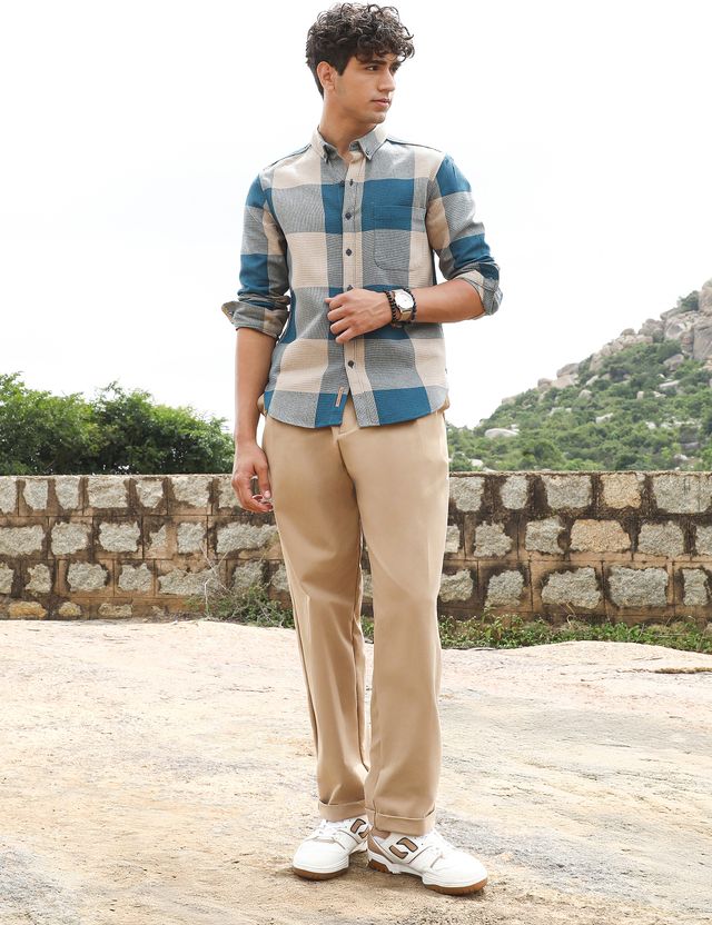 CAHOOT Men Regular Fit Checkered Shirt - Image 5