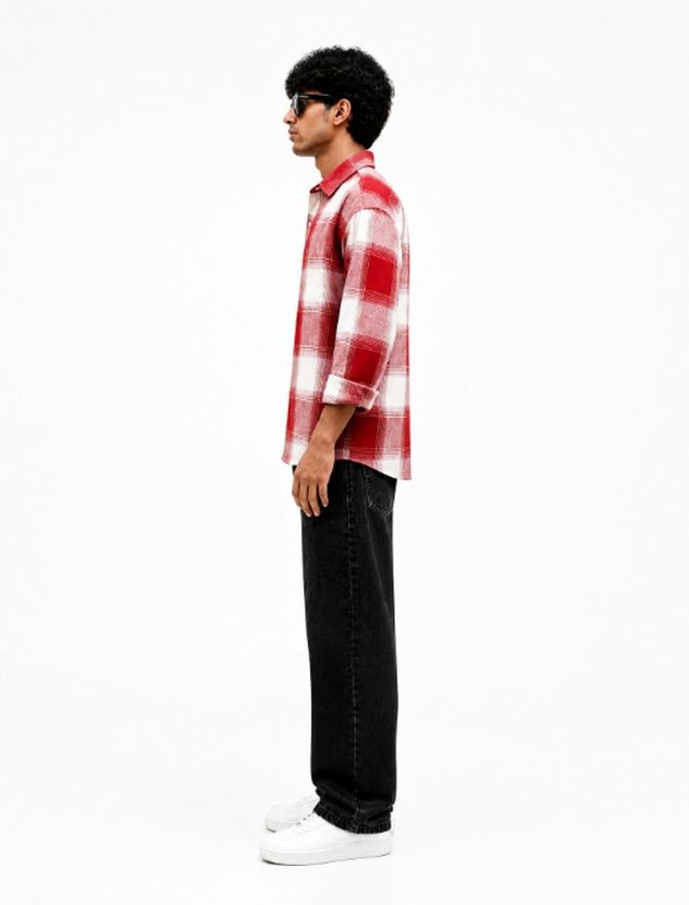 Ivory Men Boxy Fit Checkered Casual Shirt - Image 4