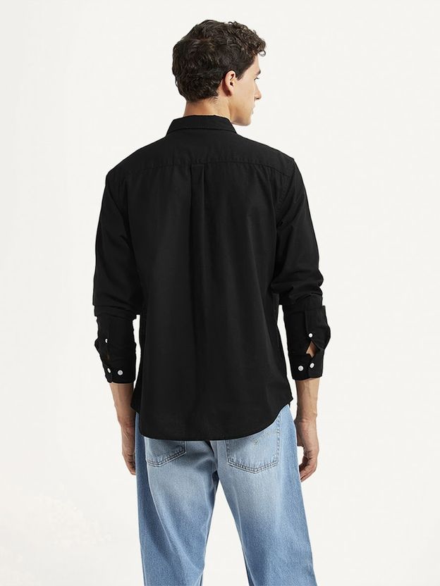 Levi's Men Slim Fit Solid Button Down Shirt - Image 2