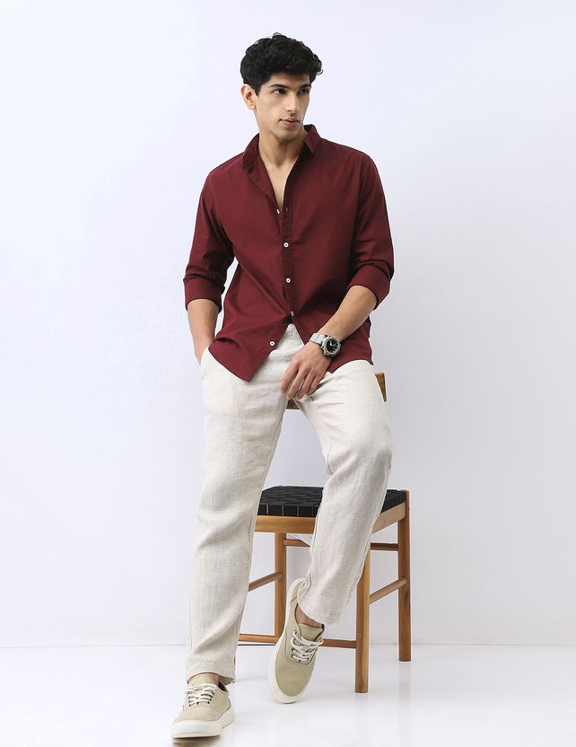 Urbano Men Maroon Casual Shirt - Image 4