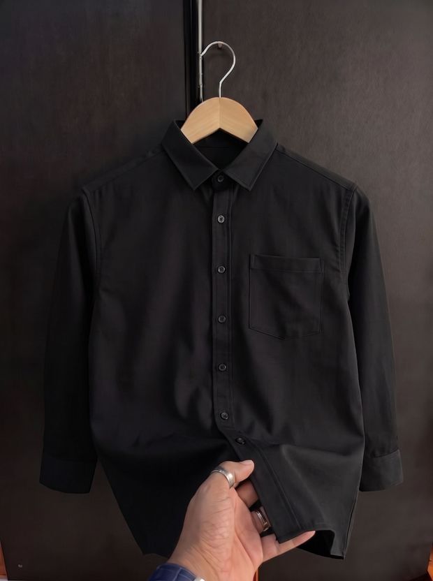 Virastix Men Dark Green Casual Shirt - Image 4