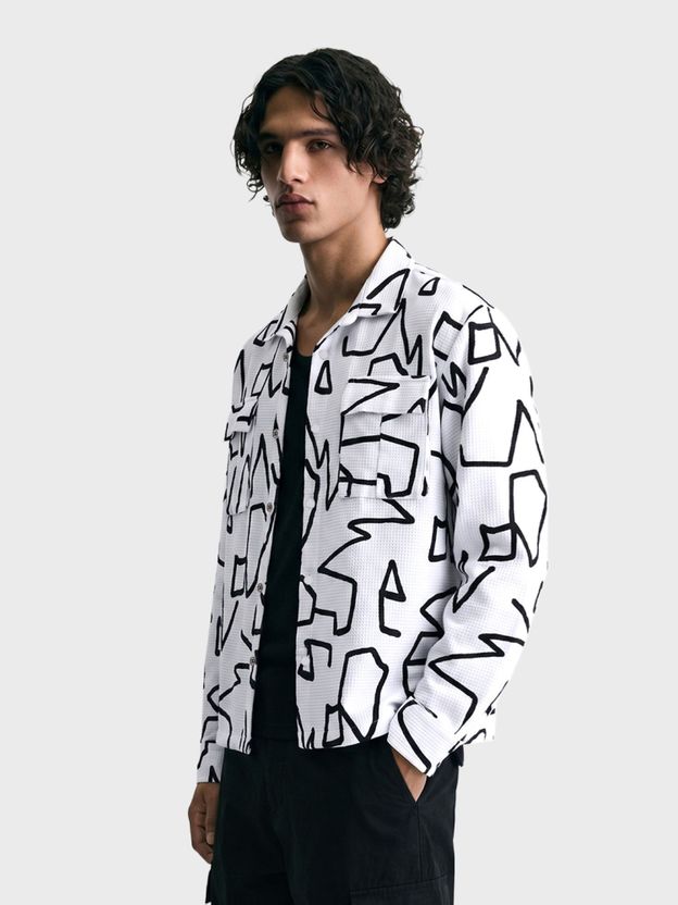The Indian Garage Co. Men's Printed Casual Cut Away Shirt - Image 2