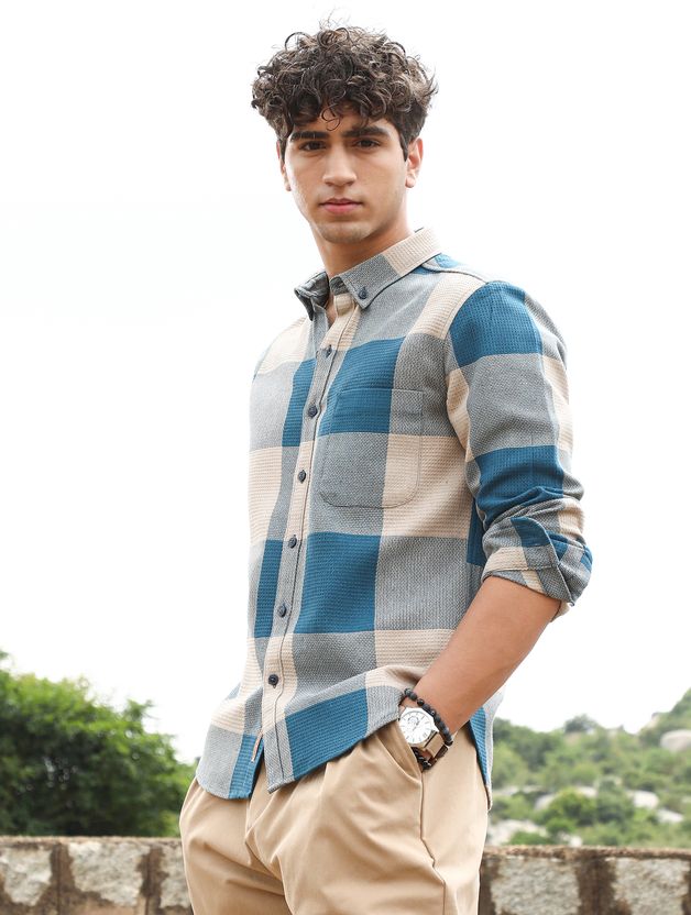 CAHOOT Men Regular Fit Checkered Shirt - Image 2