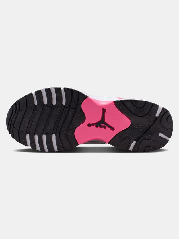 Nike Women's Jordan Trunner Flow Sneakers - Image 4