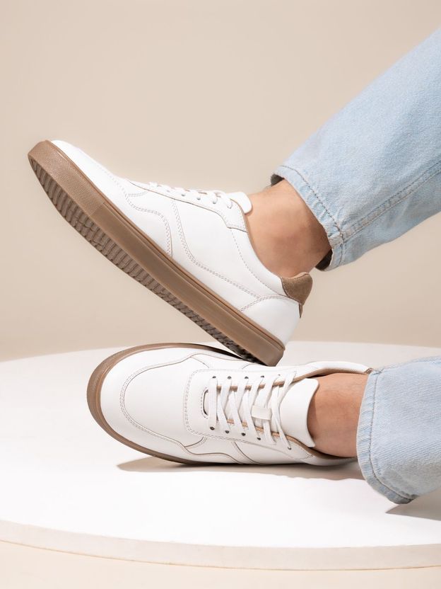 Roadster Men White Casual Sneakers - Image 1