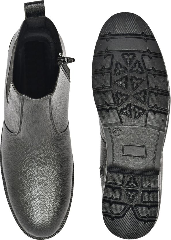 Biggie Men's Lightweight Chelsea Boots - Image 6