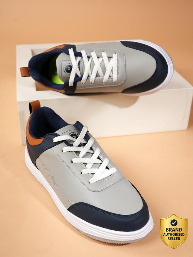 HRX by Hrithik Roshan Casuals For Men - Image 8