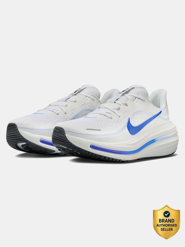 Nike Air Winflo 12 Men's Running Shoes (White, Blue, 6) - Image 1