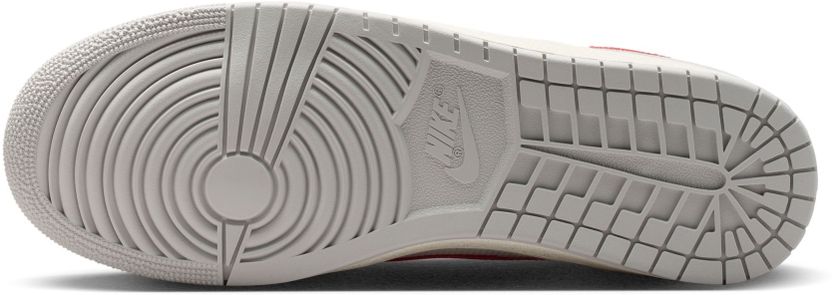 Nike Air Jordan Skyline Low Men's Sneakers - Image 4