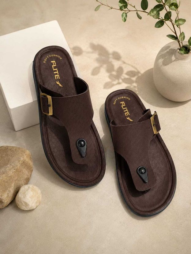 FLITE Men Slippers - Image 4