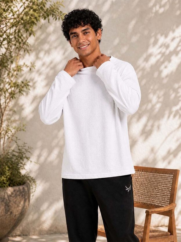 FRISKERS Men White Round Neck T-Shirt - Image 1