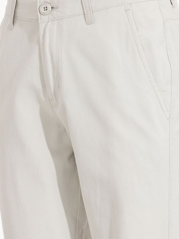 Roadster Men White Cotton Trousers - Image 4