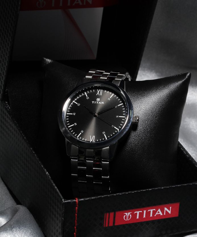 Titan NP1771SM02 Black Dial Silver Stainless Steel Watch - Image 7