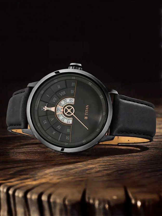 Titan Grandmaster Black Dial Black Leather Strap Analog Watch - Image 2