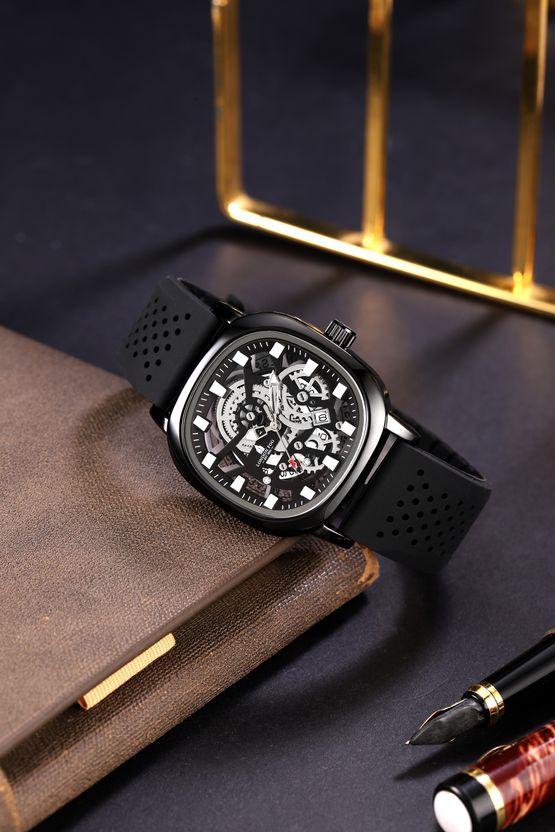 London Fog Strand Skeleton Analog Watch - Image 4