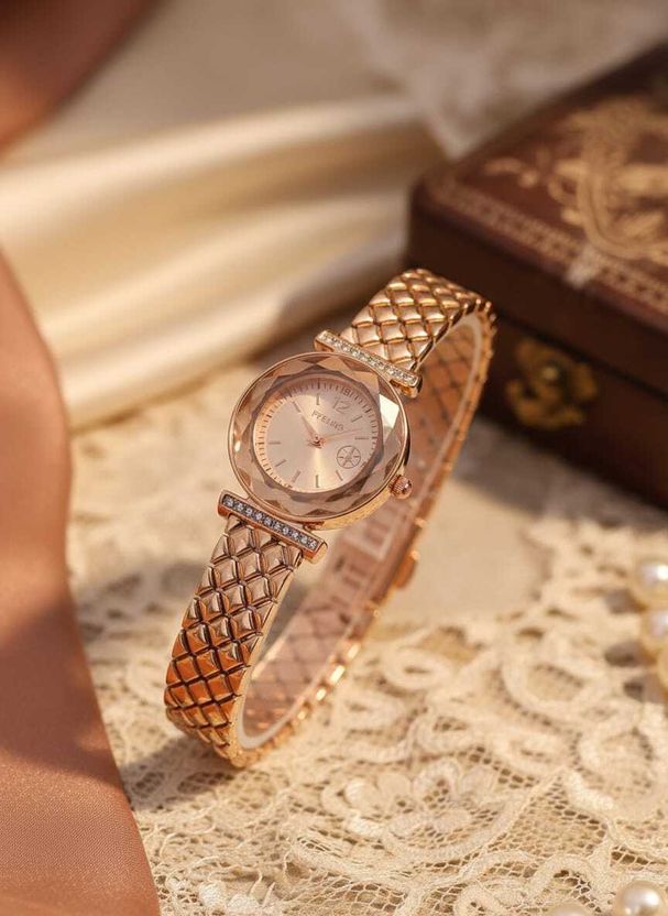 SPARKPLUG Golden Crystal 02 Bracelet Chain Watch - Image 4